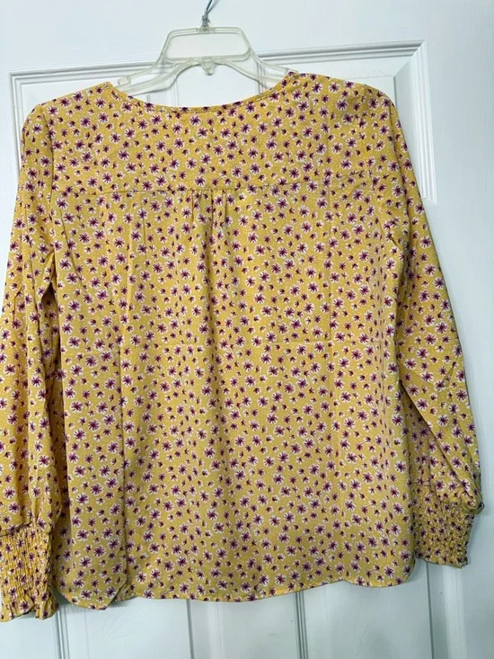 Pleione Yellow Floral Long-Sleeve Blouse with Smocked Cuffs - Picture 2 of 2